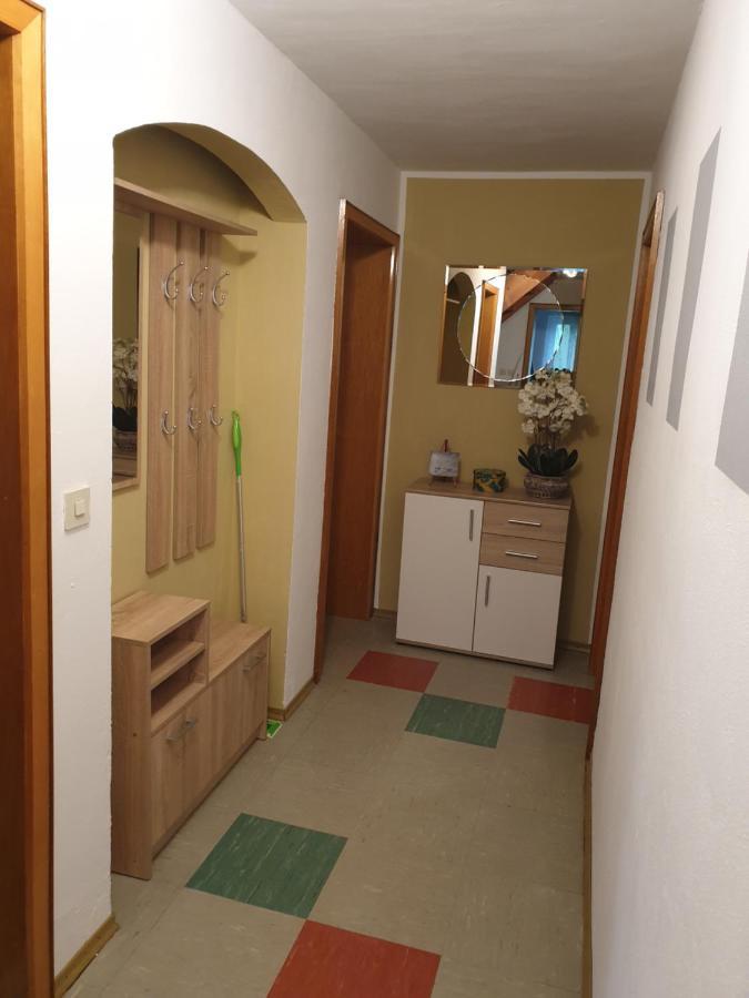 Grosszuegige Ferienwohnung In フュルト・イム・ヴァルト エクステリア 写真