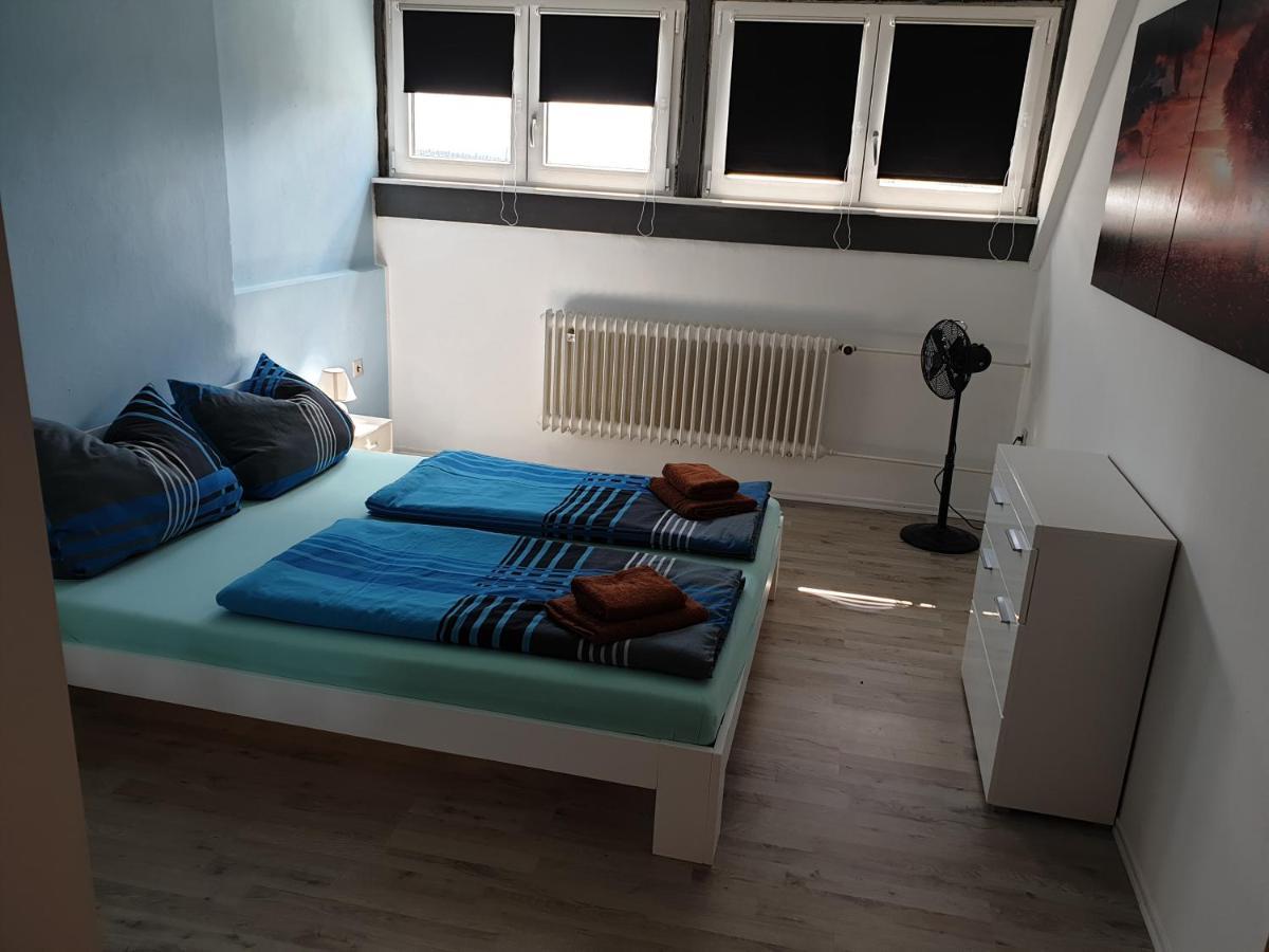 Grosszuegige Ferienwohnung In フュルト・イム・ヴァルト エクステリア 写真
